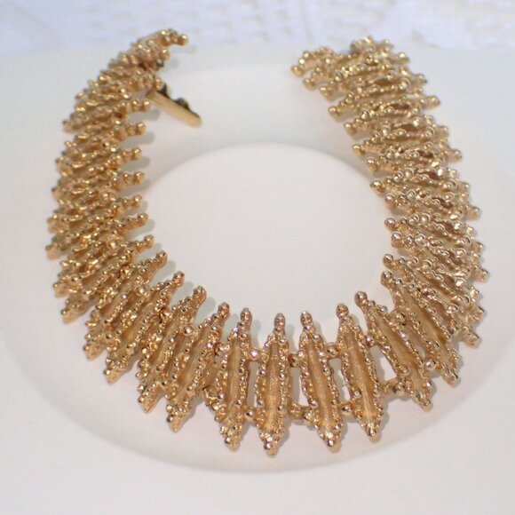 Avon Brutalist Style Vintage Bracelet - Picture 2 of 7
